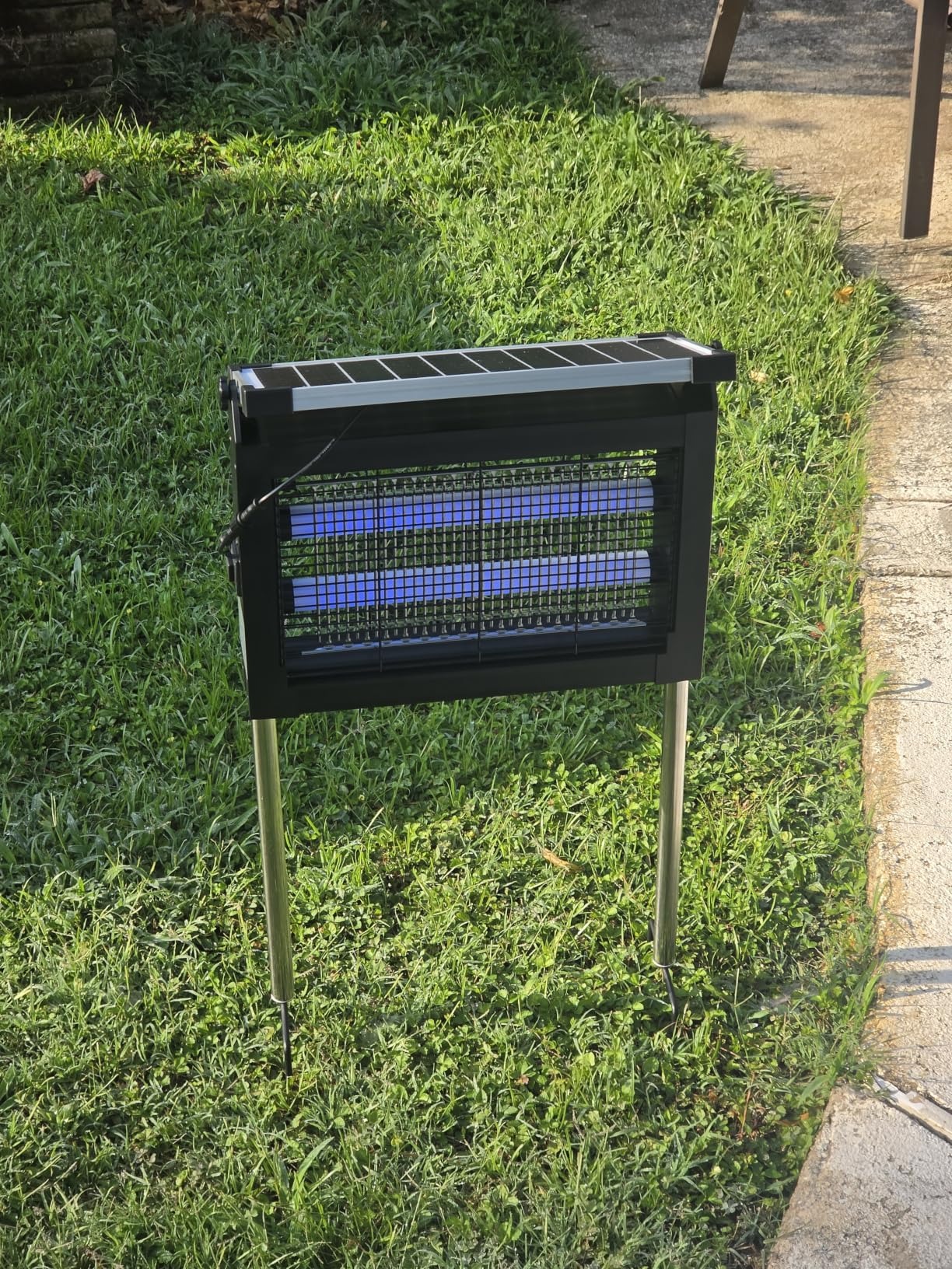 Vyelix Solar Bug Zapper