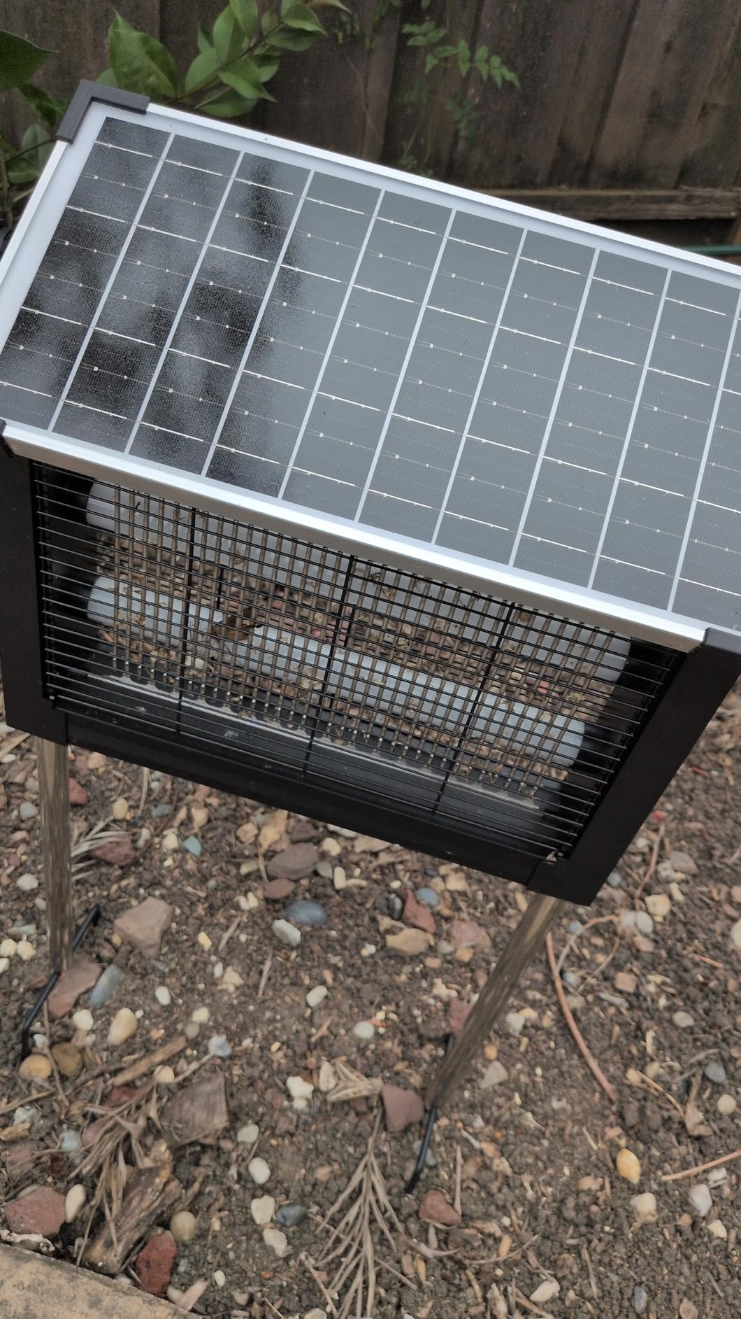 Vyelix solar zapper still like-new